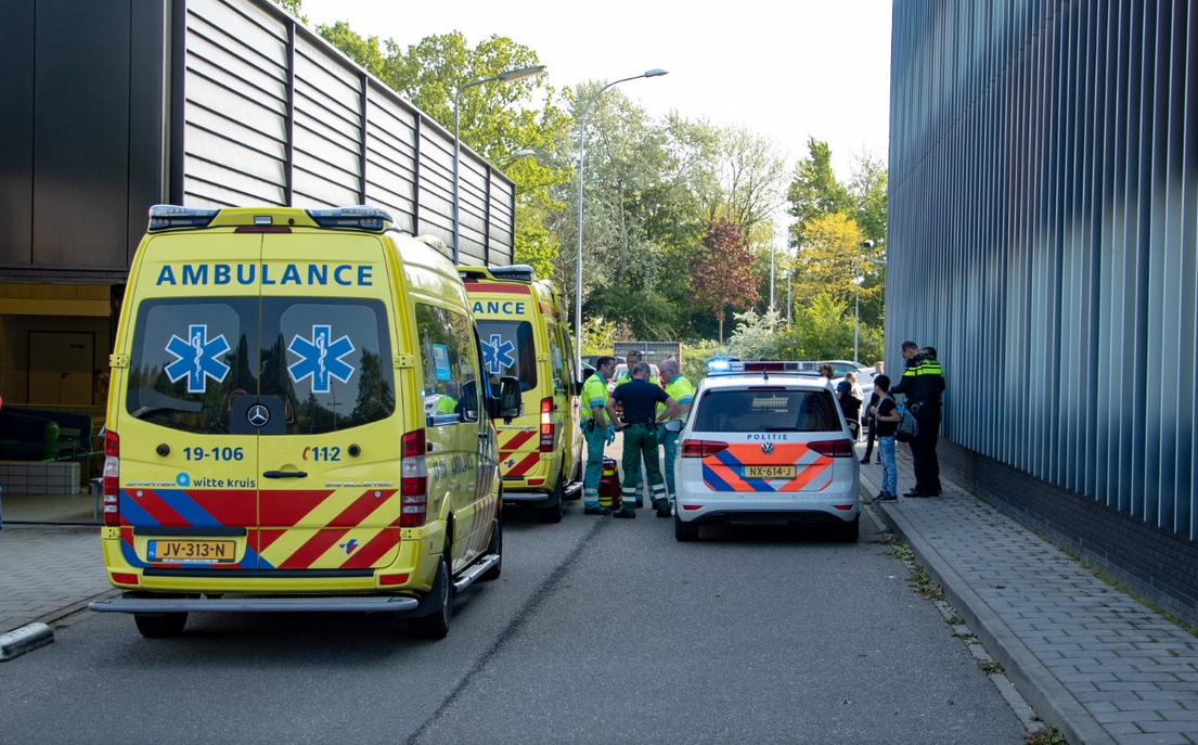 Feature image Jongetje (7) van bodem zwembad in Goes gehaald 
